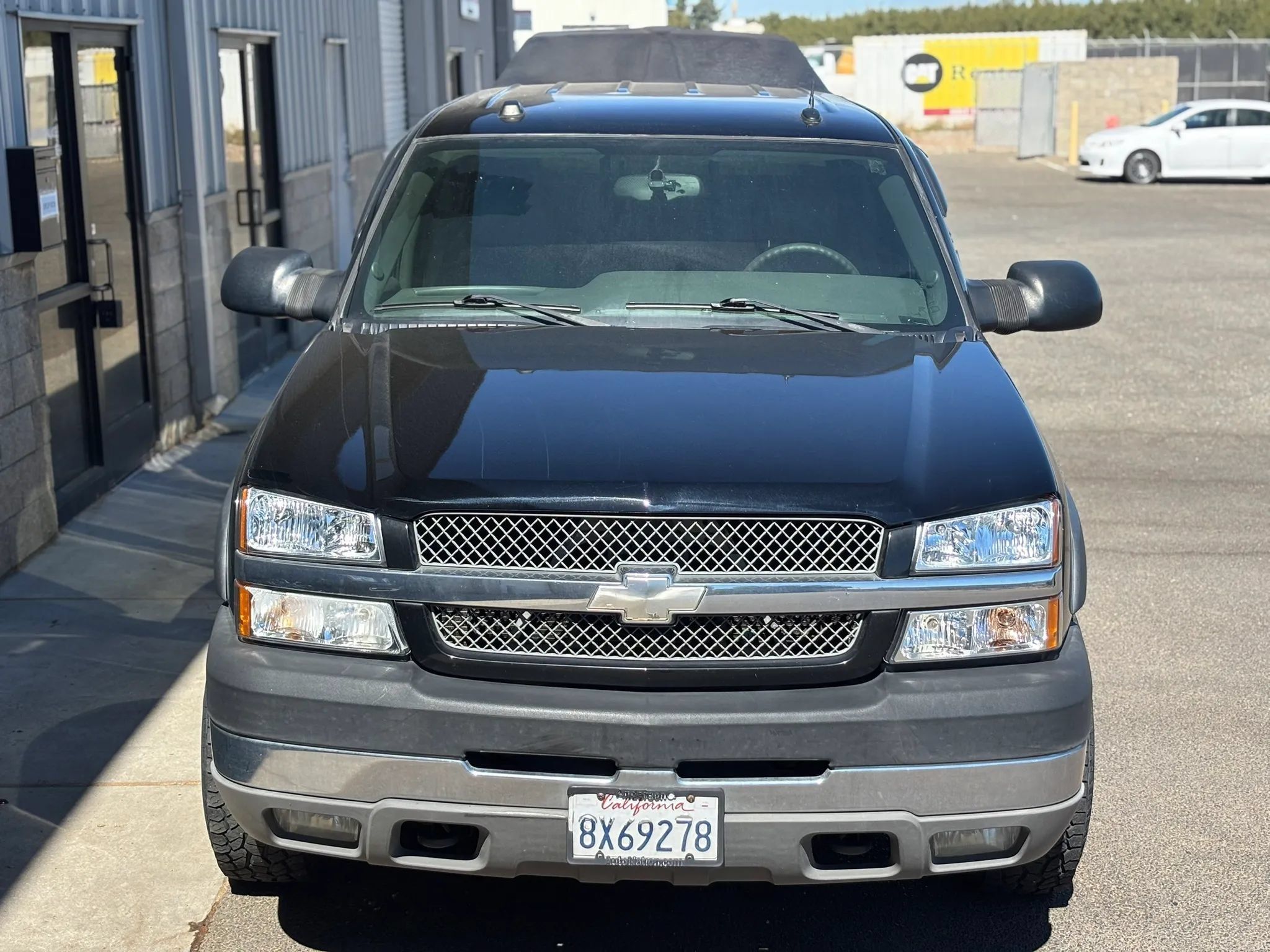 Used 2004 Chevrolet Silverado 2500 LT w/ Skid Plate Package AWD/4WD image 9
