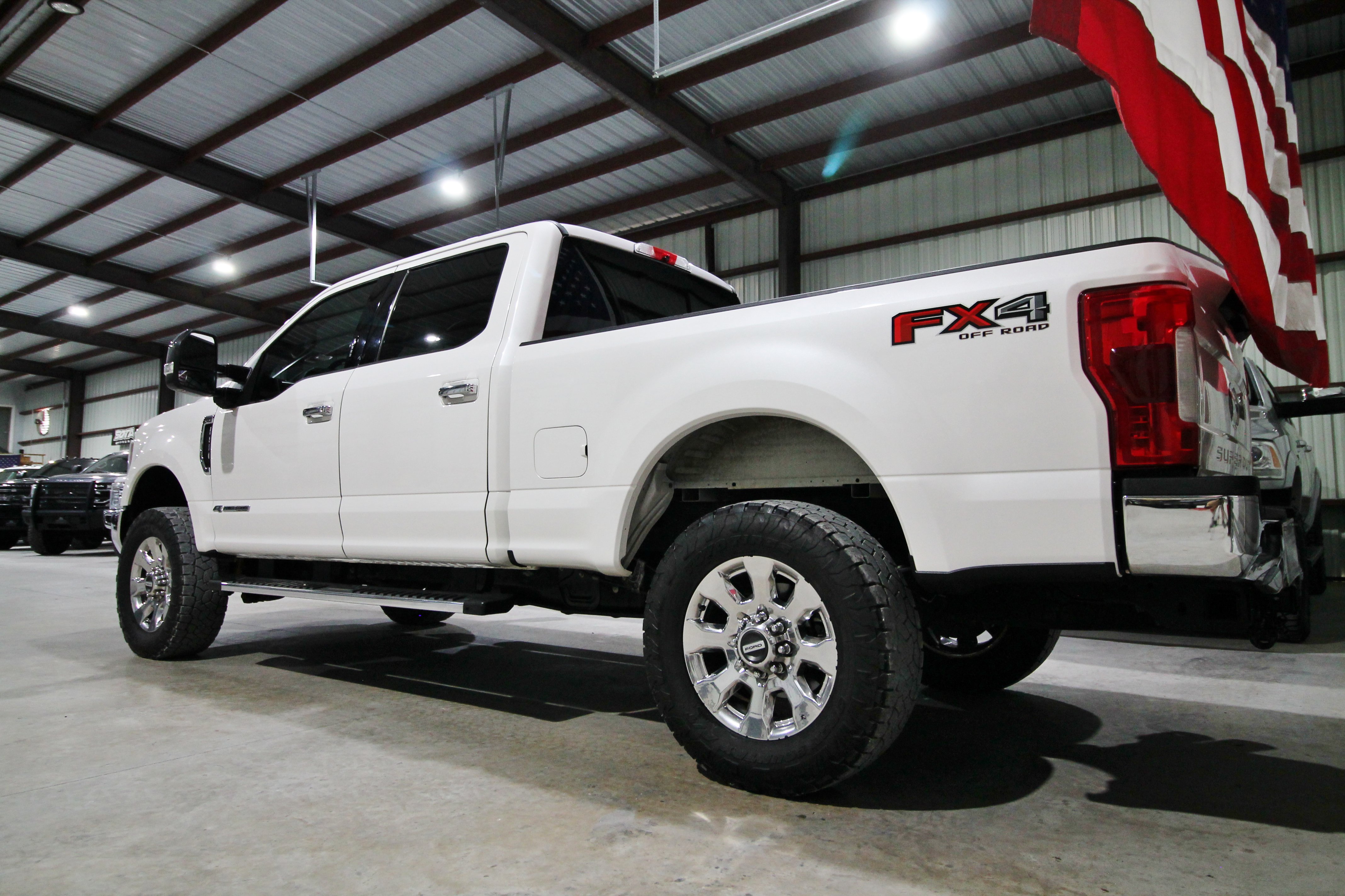 Used 2017 Ford F250 Lariat w/ Chrome Package AWD/4WD image 8