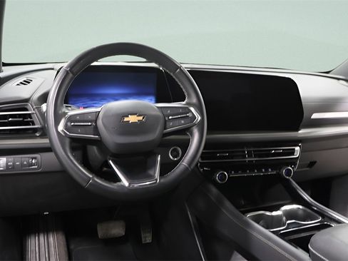 Used 2024 Chevrolet Traverse LT w/ LPO, Floor Liner Package image 8