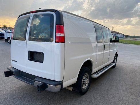 Used 2023 Chevrolet Express 2500 w/ Driver Convenience Package RWD image 5