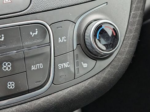 Used 2024 Chevrolet Malibu LT FWD image 18