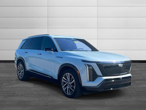 Used 2026 Cadillac Vistiq Sport w/ LPO, Floor Liner Package AWD/4WD image 7