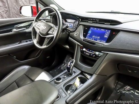 Certified 2024 Cadillac XT5 Premium Luxury image 25