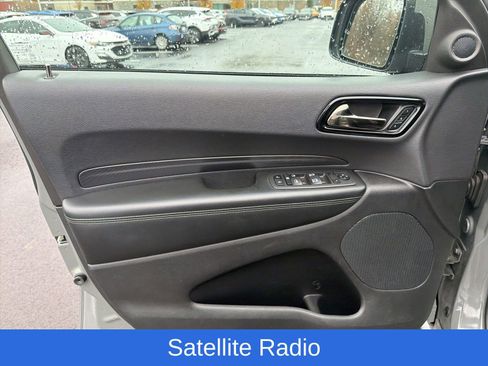 Used 2022 Dodge Durango GT image 11
