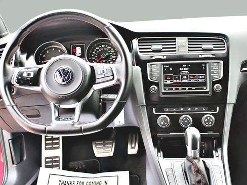 Used 2017 Volkswagen GTI S image 18