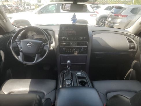 Used 2024 Nissan Armada SV RWD image 9