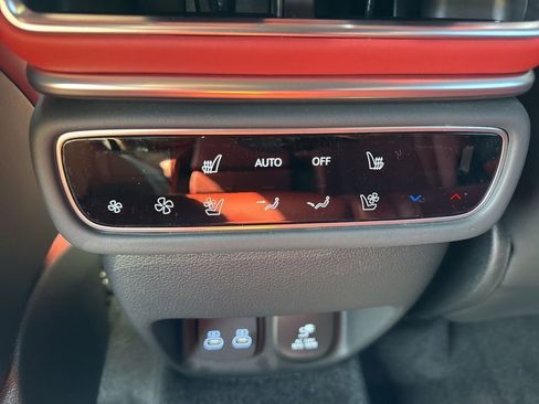 New 2025 Genesis GV80 3.5T e-SC image 50