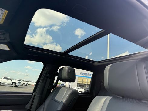 Used 2023 Toyota Tundra Platinum image 11