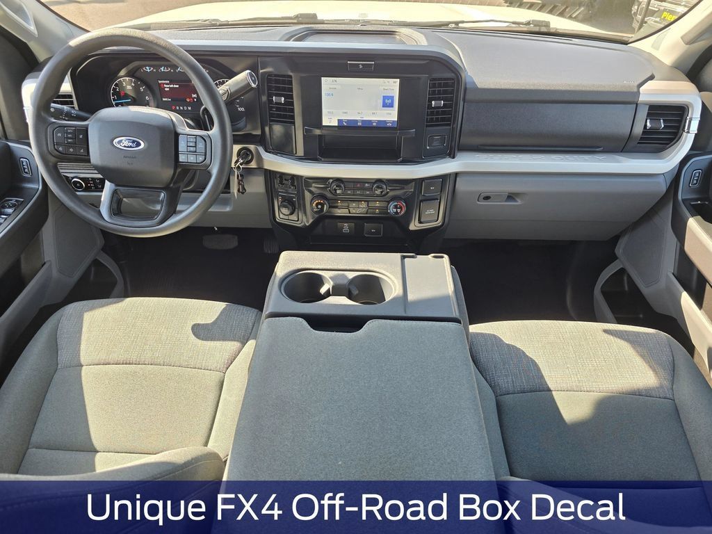 Used 2025 Ford F250 XLT w/ FX4 Off-Road Package AWD/4WD image 10
