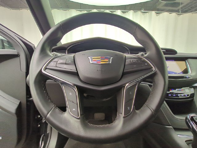 Used 2023 Cadillac XT5 Luxury w/ LPO, Floor Liner Package AWD/4WD image 10