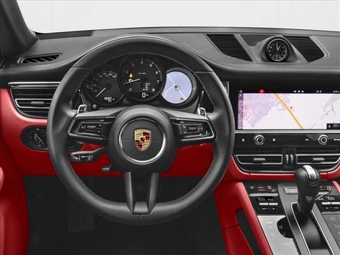 Used 2026 Porsche Macan AWD/4WD image 4