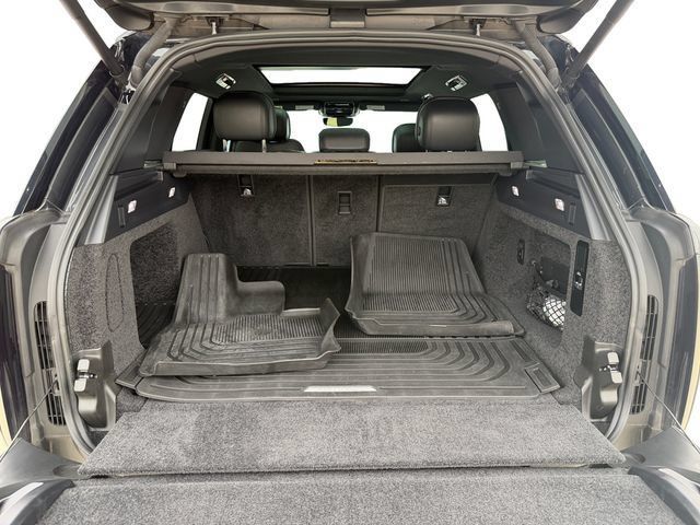Used 2024 Land Rover Range Rover SE AWD/4WD image 18