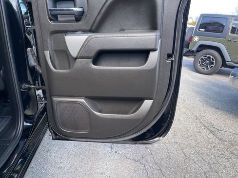 Used 2017 Chevrolet Silverado 1500 LT w/ LT Convenience Package AWD/4WD image 29