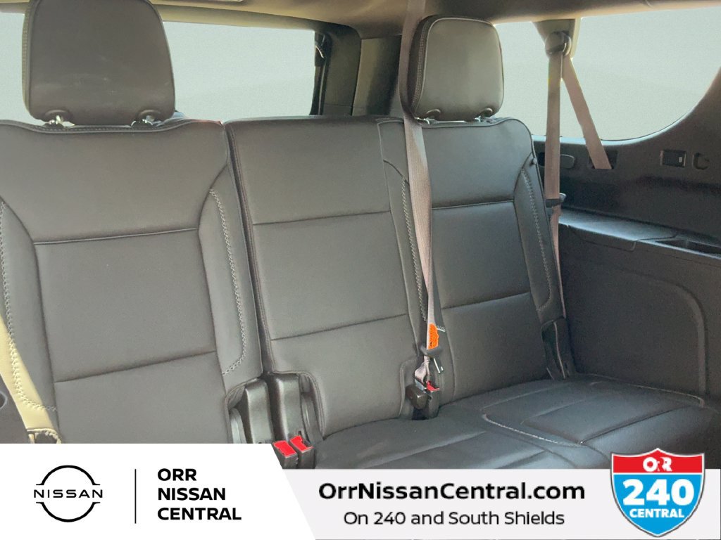 Used 2023 GMC Yukon XL Denali AWD/4WD image 13