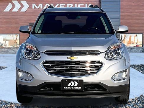 Used 2017 Chevrolet Equinox LT w/ Driver Confidence Package II image 2
