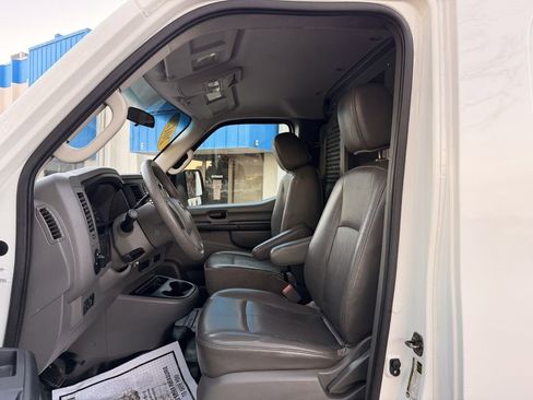 Used 2012 Nissan NV 2500 S w/ Side Curtain Airbag Pkg image 11