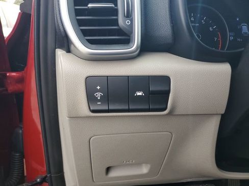 Used 2021 Kia Sportage LX image 15