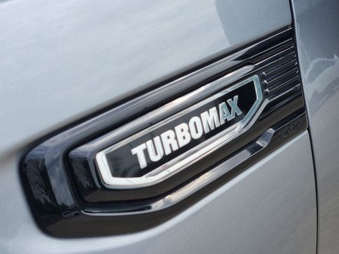 Used 2025 GMC Sierra 1500 Elevation image 10