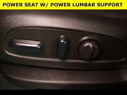 Used 2023 Chevrolet Equinox LT image 5