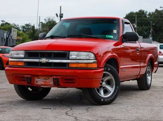 Used 2000 Chevrolet S10 Pickup LS w/ Preferred Equipment Group RWD video 1