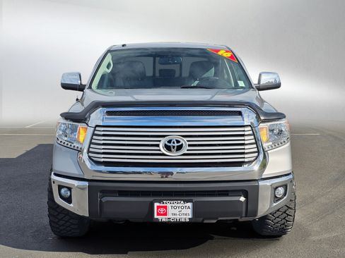 Used 2016 Toyota Tundra Limited w/ Limited Premium Package AWD/4WD image 8