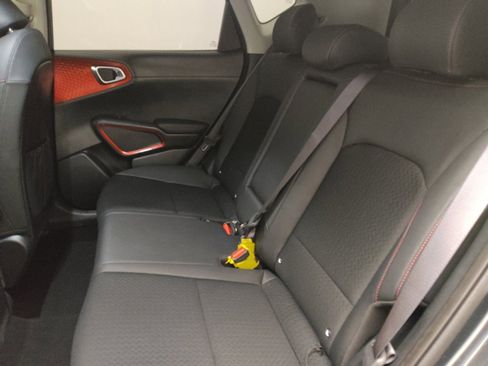 Used 2024 Kia Soul GT-Line image 18