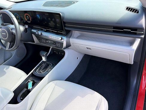 Certified 2025 Hyundai Kona SEL image 23