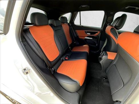 Used 2026 Mercedes-Benz GLC 300 4MATIC image 29