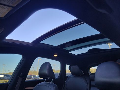 Used 2021 INFINITI QX50 Luxe w/ Appearance Package image 23