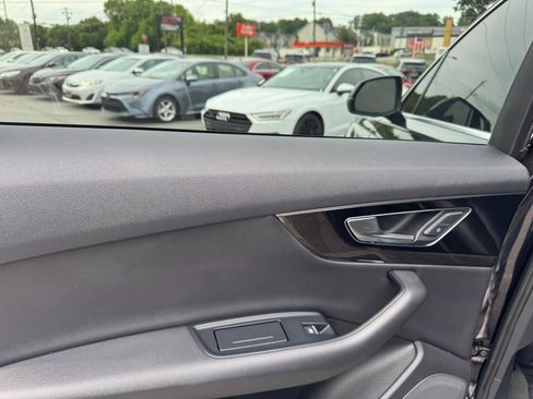 Used 2019 Audi Q7 2.0T Premium Plus AWD/4WD image 25