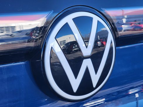 New 2026 Volkswagen ID.4 Pro AWD/4WD image 21