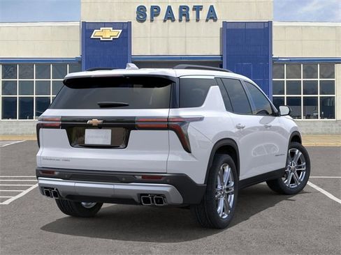 New 2026 Chevrolet Traverse LT w/ LPO, Floor Liner Package image 4