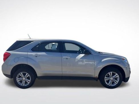 Used 2015 Chevrolet Equinox LS image 9