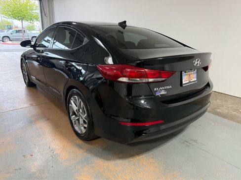 Used 2018 Hyundai Elantra SEL FWD image 3