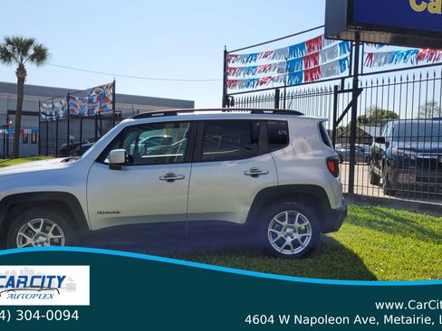 Used 2019 Jeep Renegade Latitude image 5