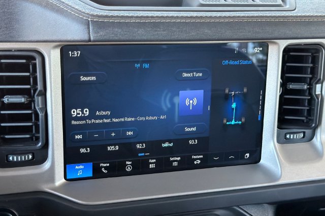 Used 2025 Ford Bronco Outer Banks AWD/4WD image 22