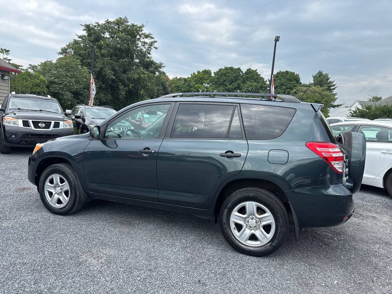 Used 2011 Toyota RAV4 4WD w/ Preferred Premium Pkg image 7