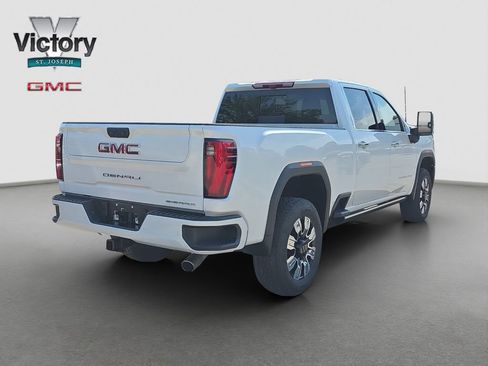 Used 2024 GMC Sierra 2500 Denali w/ Denali Reserve Package AWD/4WD image 18