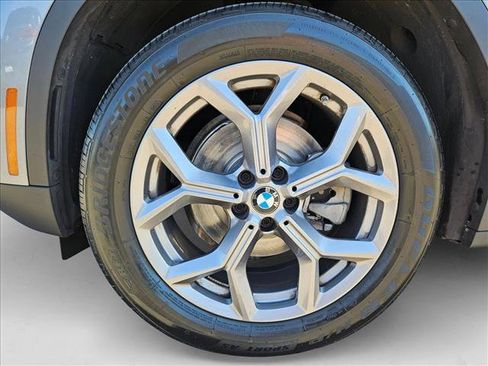 Used 2023 BMW X3 sDrive30i w/ Premium Package image 23
