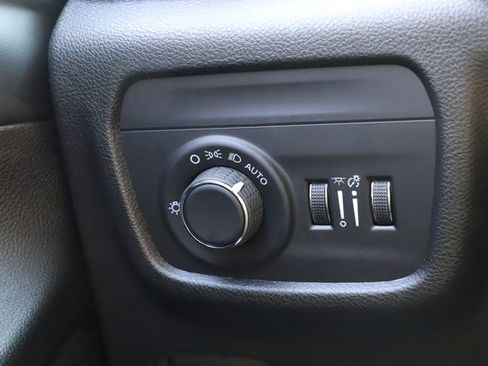 New 2026 Jeep Grand Cherokee Laredo AWD/4WD image 35