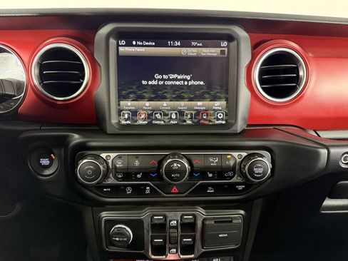 Used 2023 Jeep Wrangler Unlimited Rubicon w/ LED Lighting Group AWD/4WD image 32