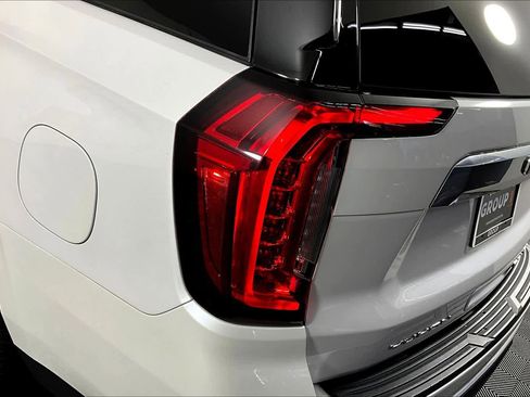 Certified 2023 GMC Yukon XL Denali image 27