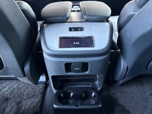 Used 2025 Lincoln Navigator Reserve w/ Jet Appearance Package AWD/4WD image 18
