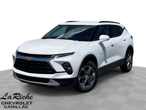 Certified 2024 Chevrolet Blazer LT w/ Convenience Package FWD image 1