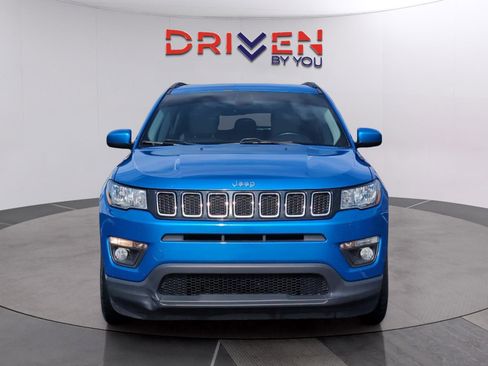 Used 2018 Jeep Compass Latitude w/ Popular Equipment Group image 8