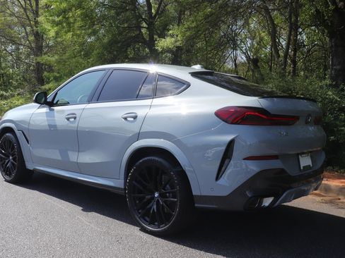 New 2026 BMW X6 xDrive40i w/ Executive Package image 5