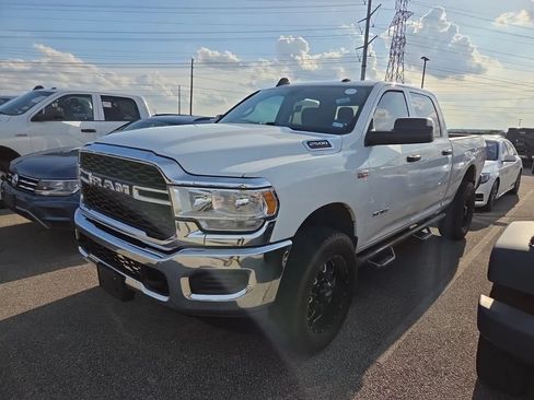 Used 2019 RAM 2500 Tradesman AWD/4WD image 2