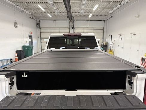Used 2024 Chevrolet Silverado 2500 High Country w/ Technology Package AWD/4WD image 16