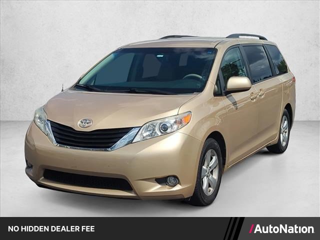 Used 2012 Toyota Sienna LE FWD image 1