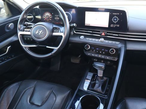 Used 2023 Hyundai Elantra Limited w/ Cargo Package FWD image 10
